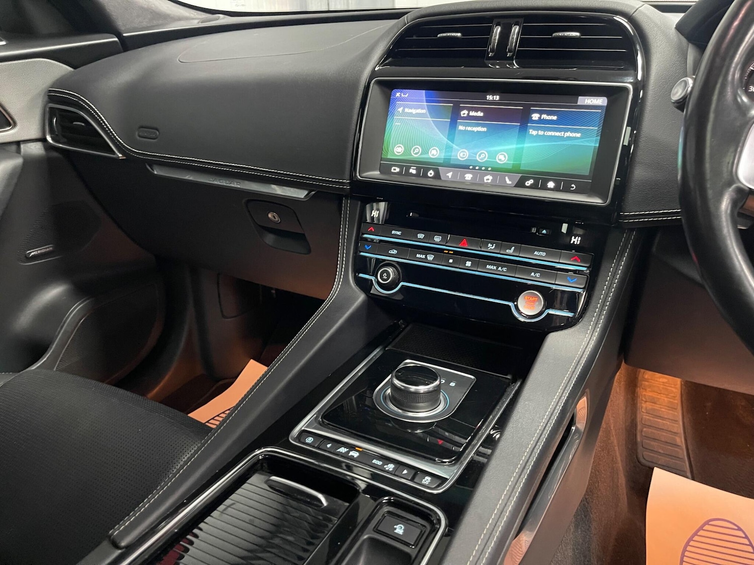 Used Jaguar F-Pace for sale - 78127947: Photo 35