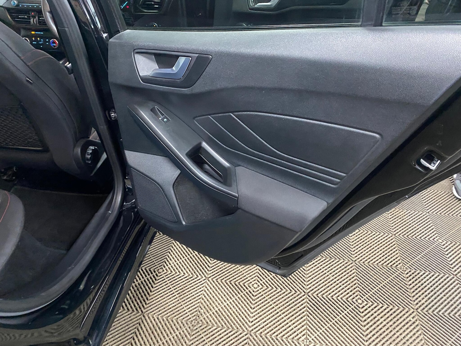 Used Ford Focus 2019 for sale - 77109130: Photo 42