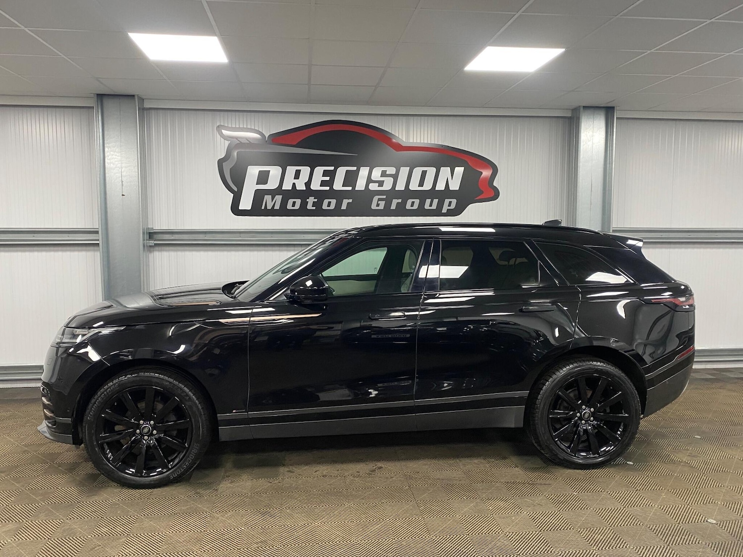 Used Land Rover Range Rover Velar 2019 for sale - 77057538: Photo 13