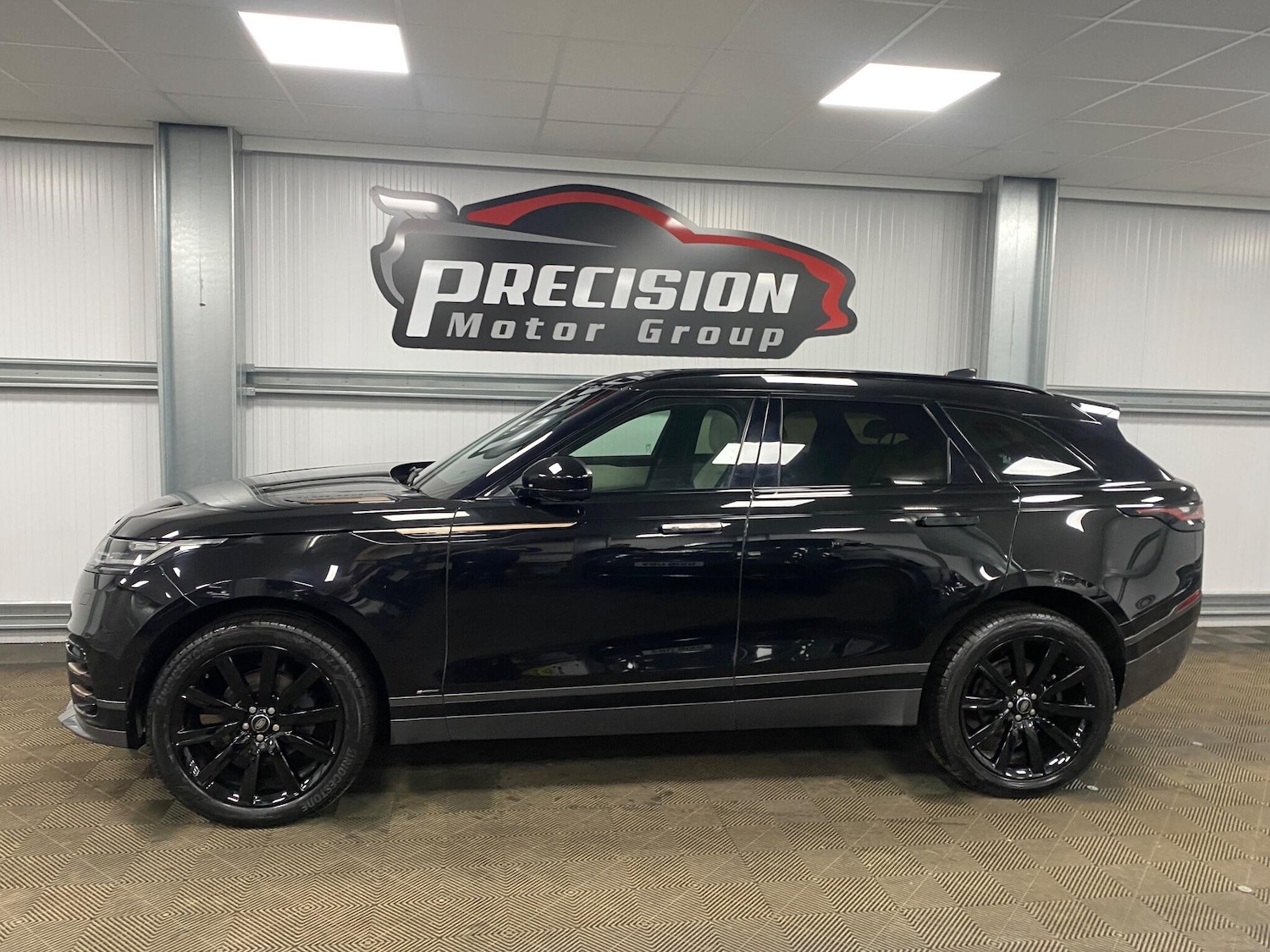 Used Land Rover Range Rover Velar 2019 for sale - 77057538: Photo 15