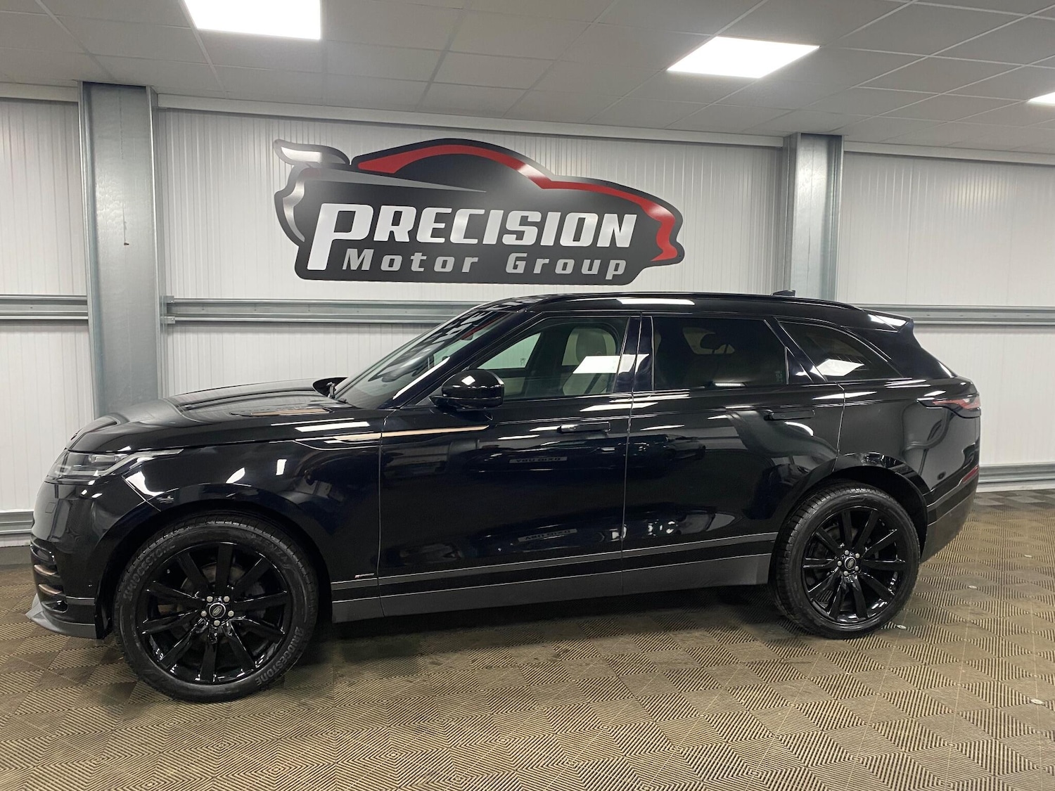 Used Land Rover Range Rover Velar 2019 for sale - 77057538: Photo 16