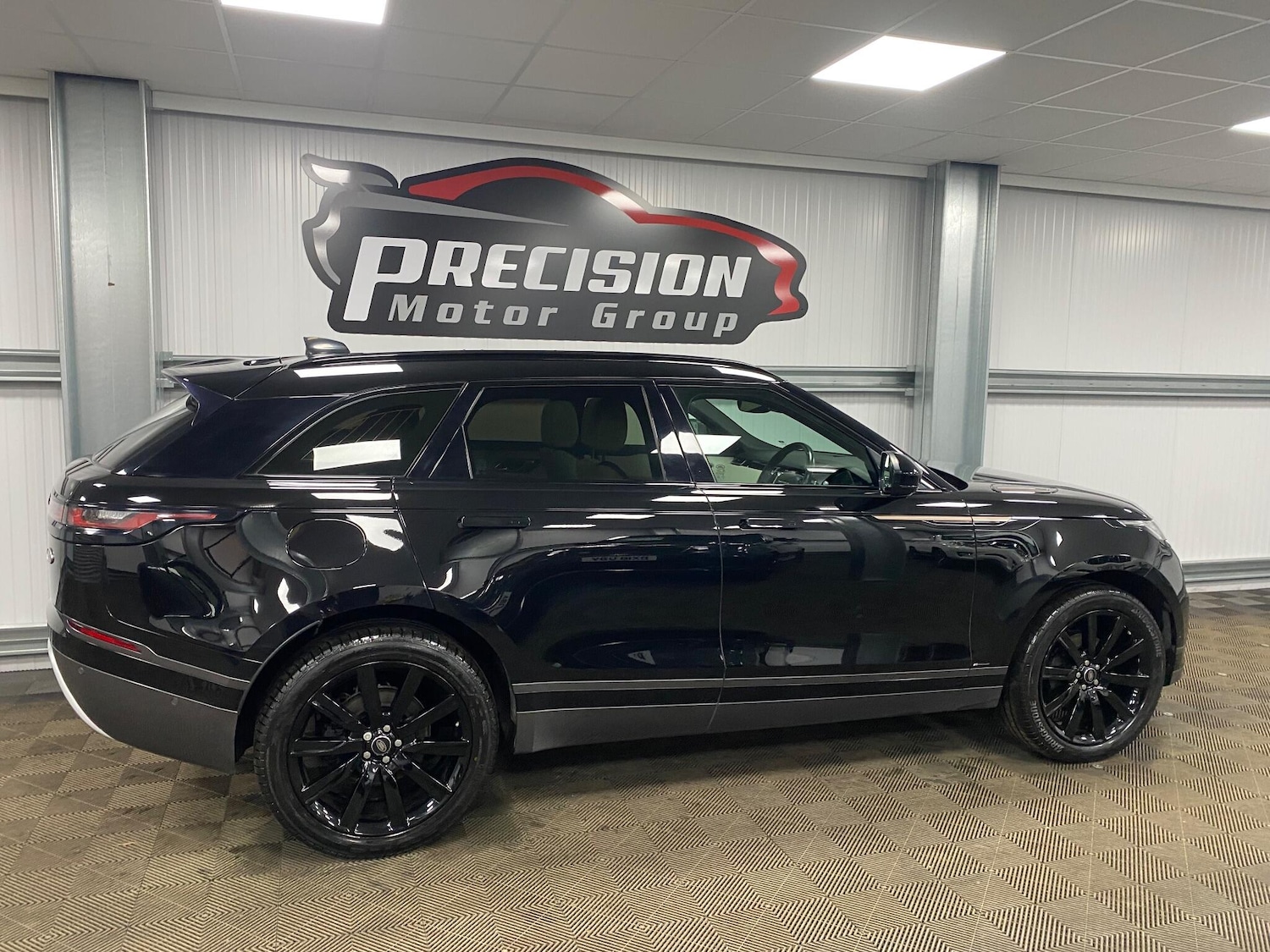 Used Land Rover Range Rover Velar 2019 for sale - 77057538: Photo 24