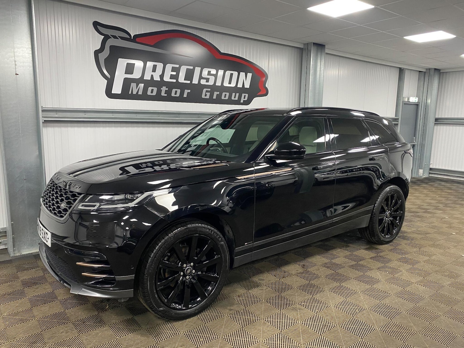 Used Land Rover Range Rover Velar 2019 for sale - 77057538: Photo 7