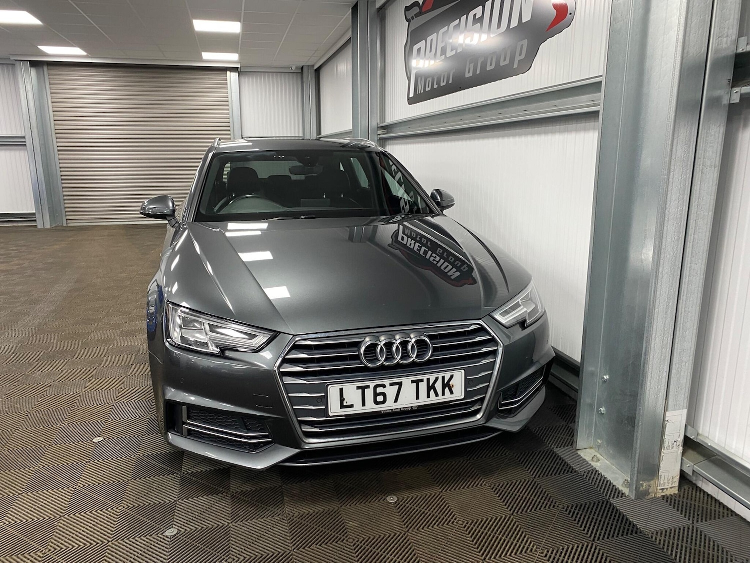 Used Audi A4 2017 for sale - 76742564: Photo 9