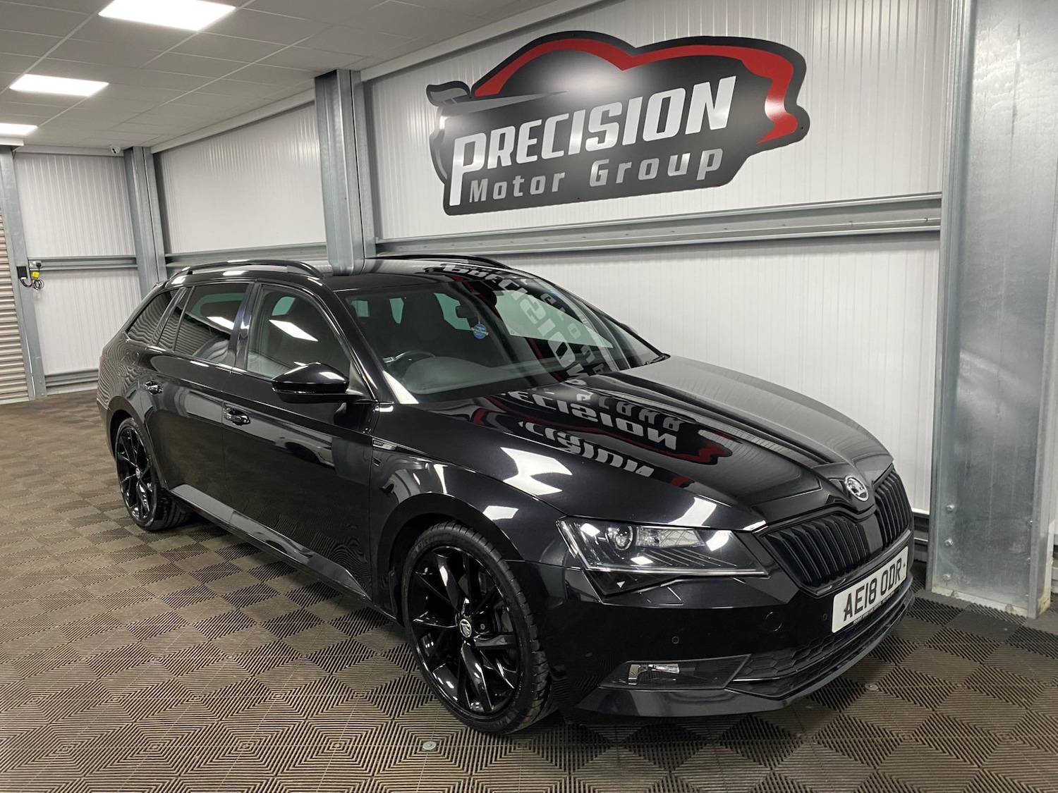 Used Skoda Superb 2018 for sale - 76214913: Photo 4