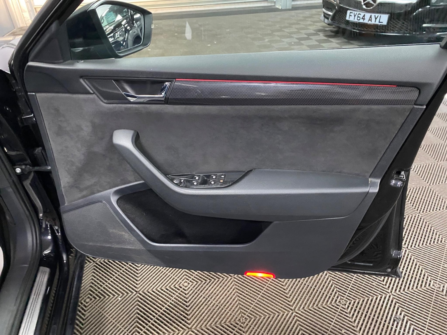 Used Skoda Superb 2018 for sale - 76214913: Photo 41