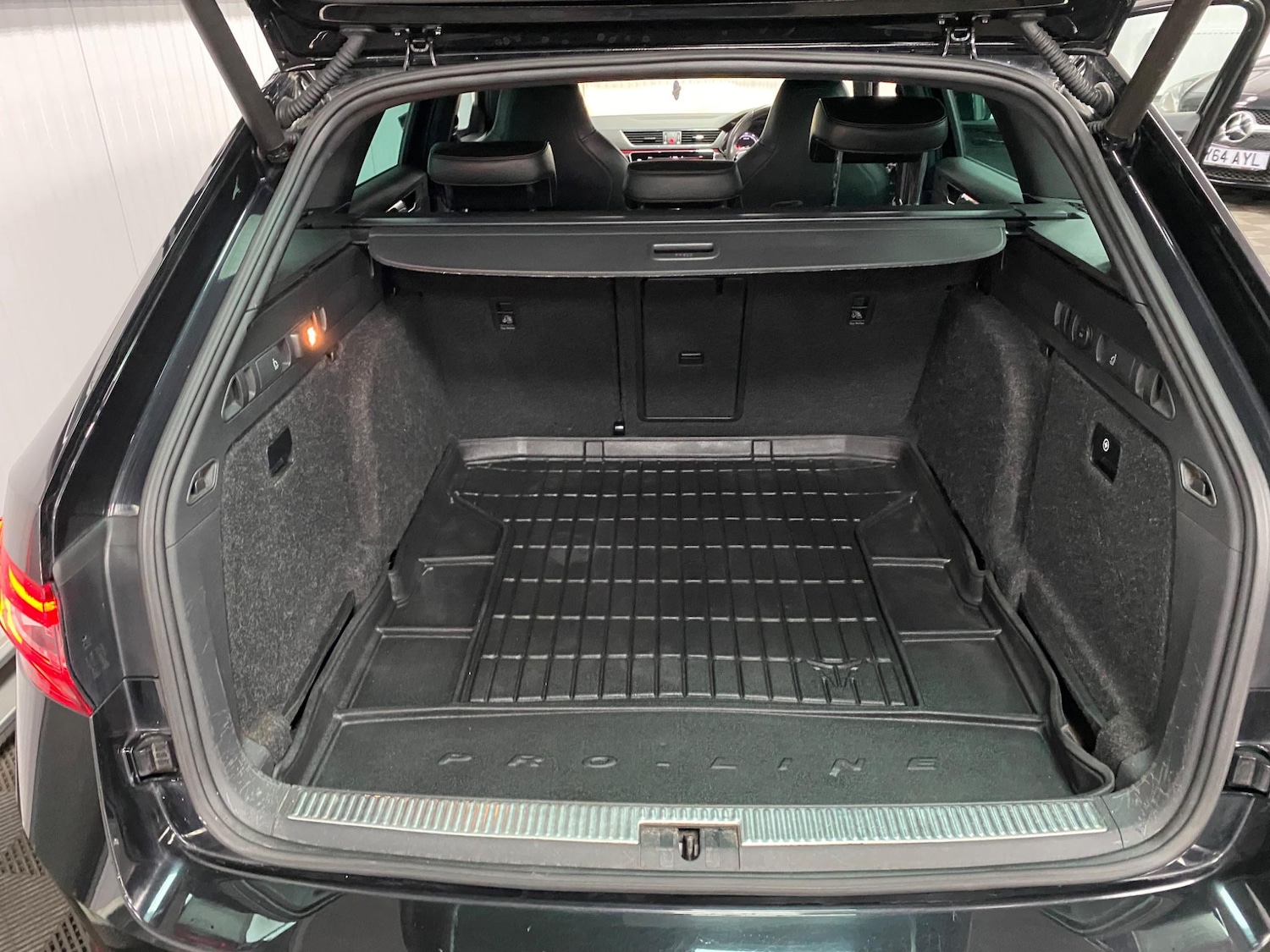 Used Skoda Superb 2018 for sale - 76214913: Photo 43