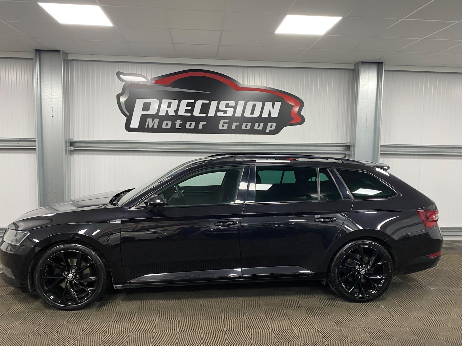 Used Skoda Superb 2018 for sale - 76214913: Photo 9