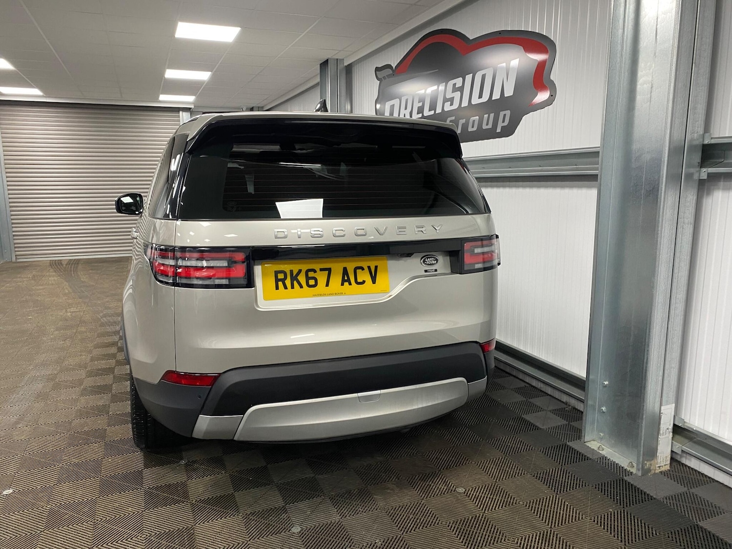 Used Land Rover Discovery 2017 for sale - 76865844: Photo 18