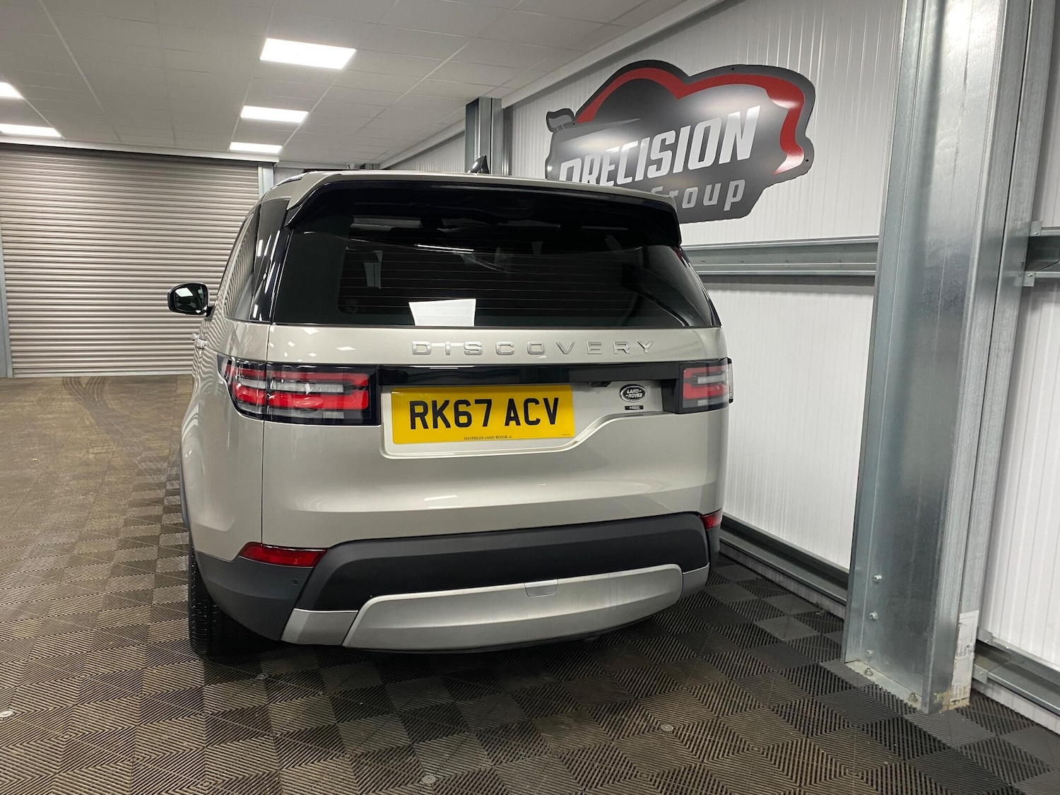 Used Land Rover Discovery 2017 for sale - 76865844: Photo 19