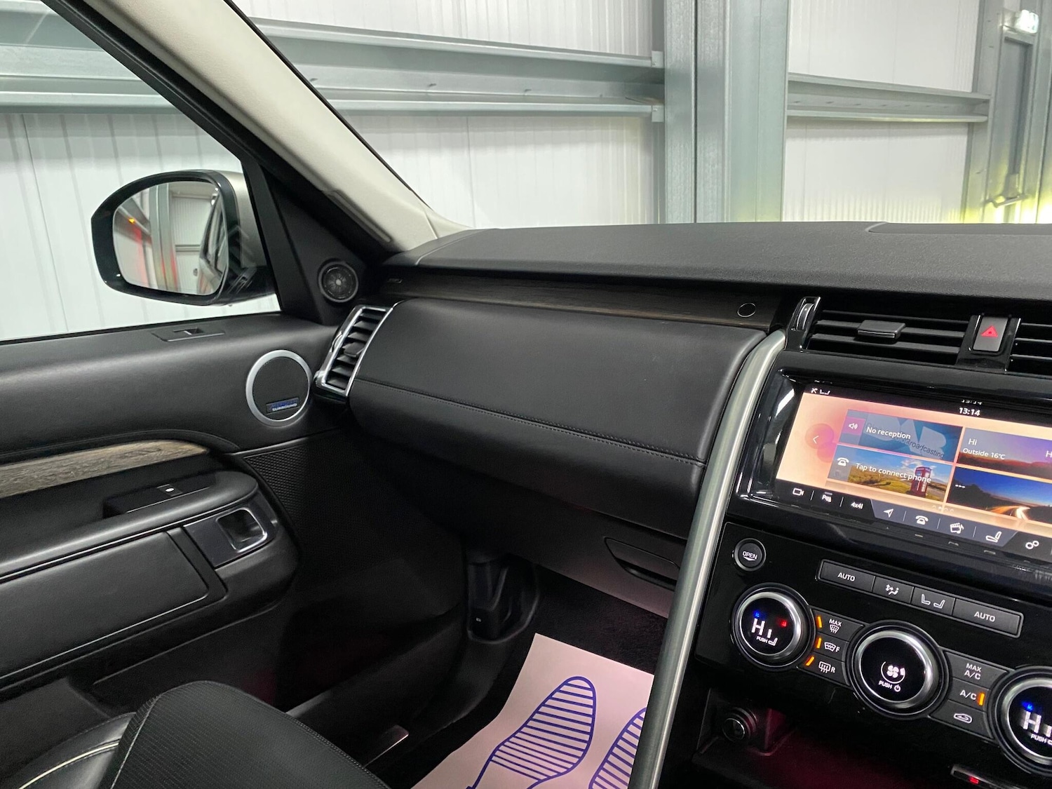 Used Land Rover Discovery 2017 for sale - 76865844: Photo 34