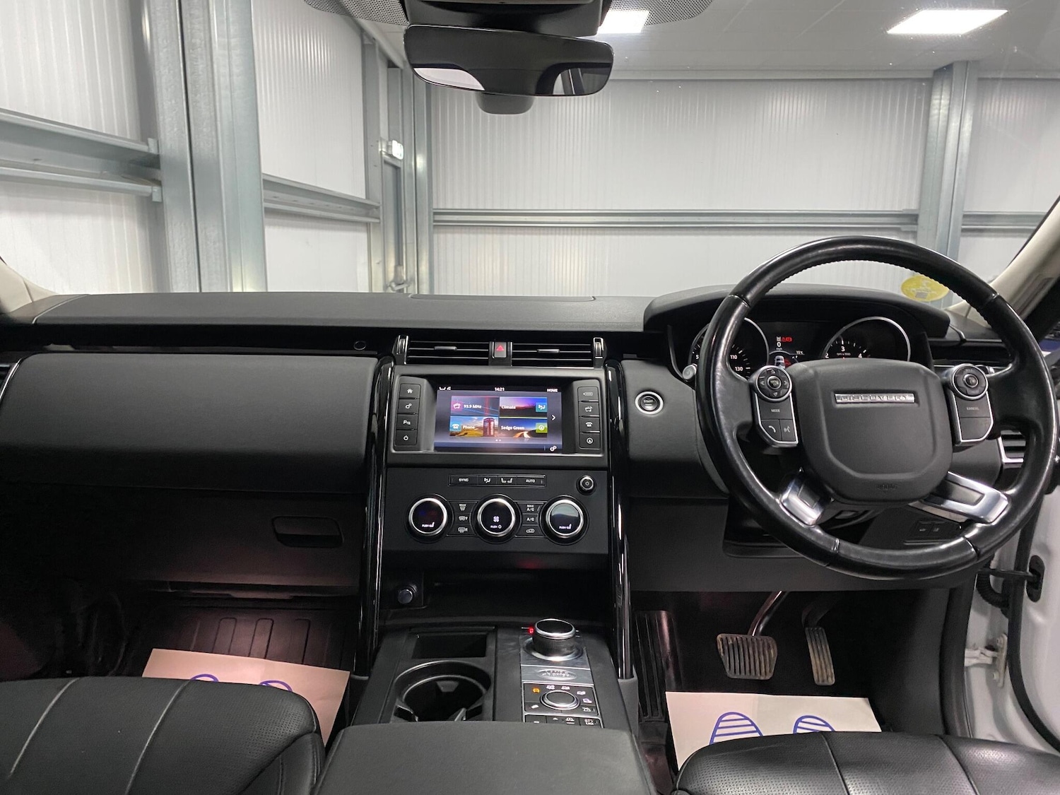 Used Land Rover Discovery 2018 for sale - 76997453: Photo 38
