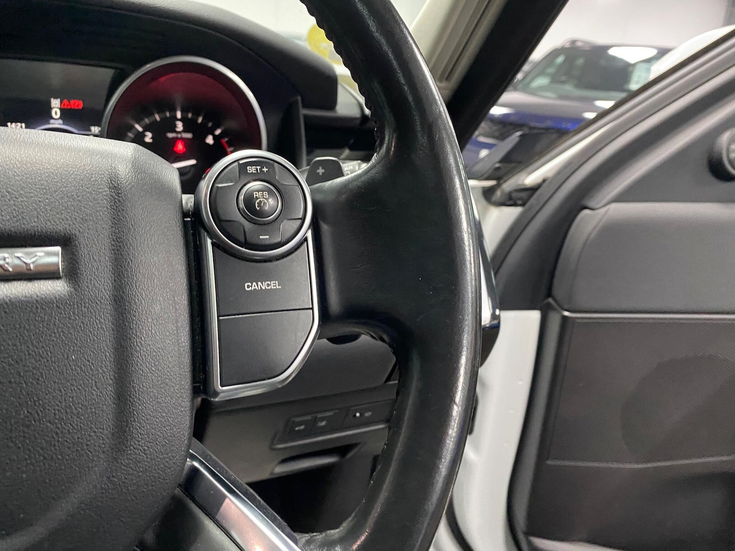 Used Land Rover Discovery 2018 for sale - 76997453: Photo 43