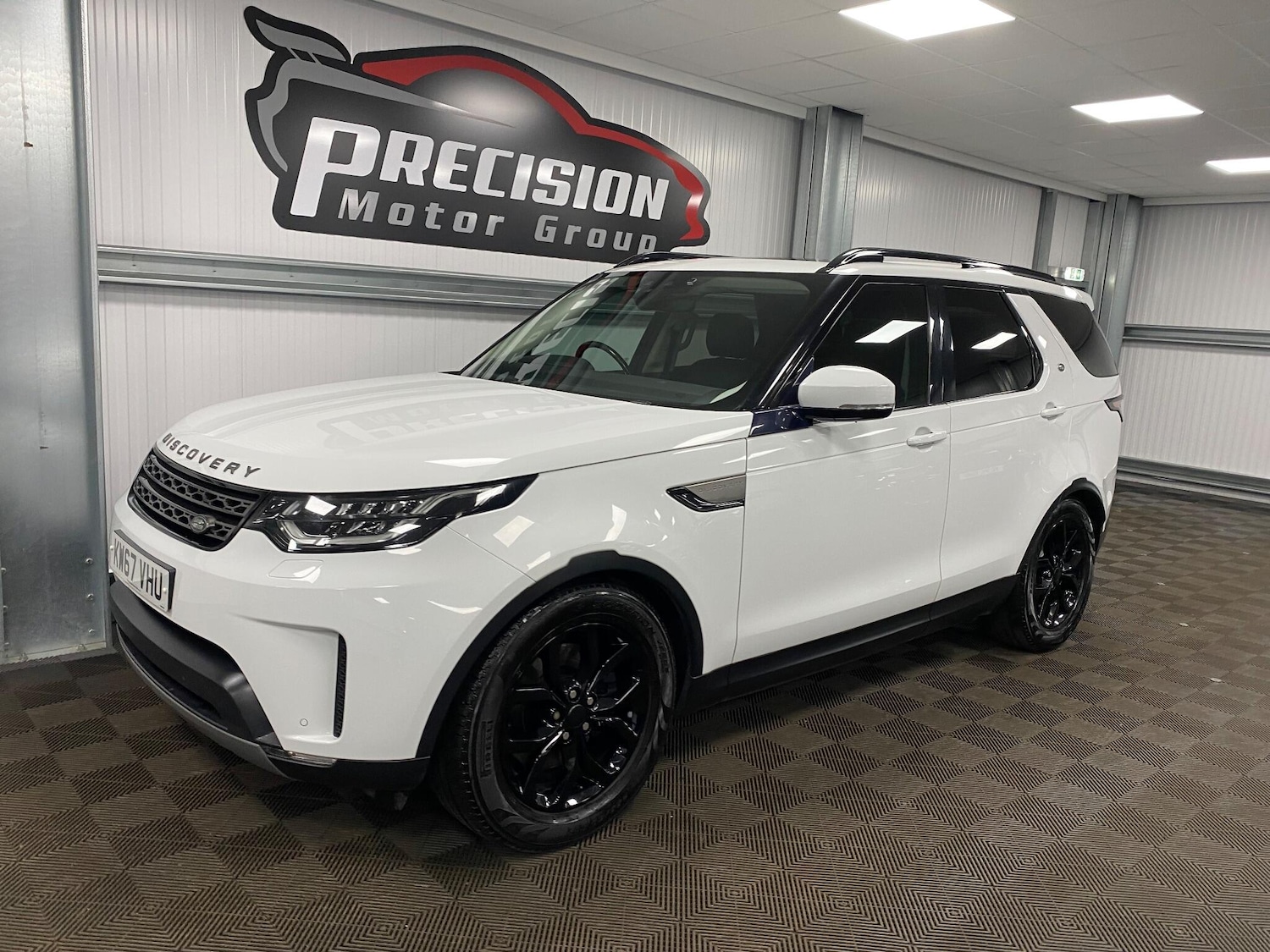 Used Land Rover Discovery 2018 for sale - 76997453: Photo 8