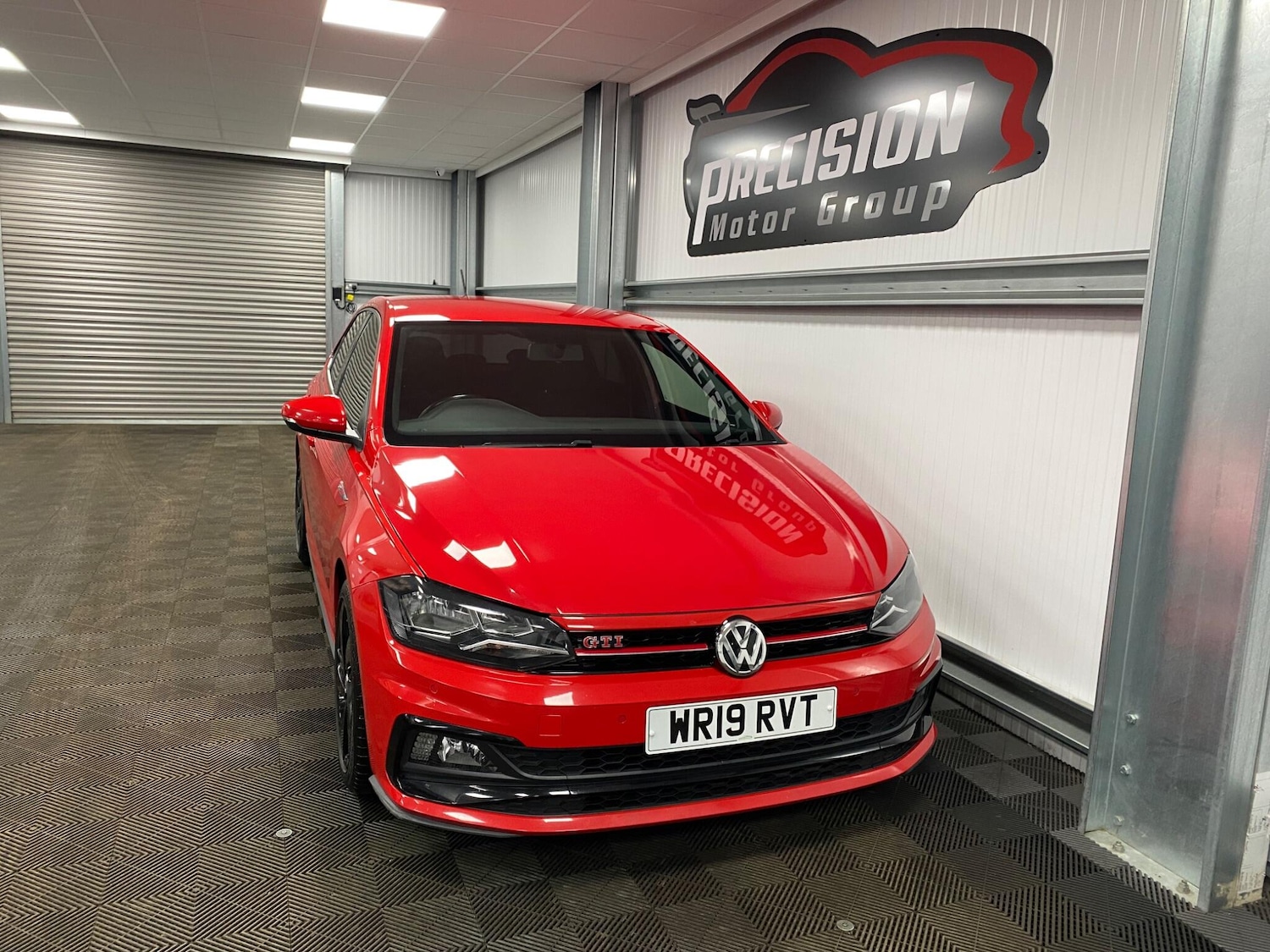 Used Volkswagen Polo 2019 for sale - 76247731: Photo 3