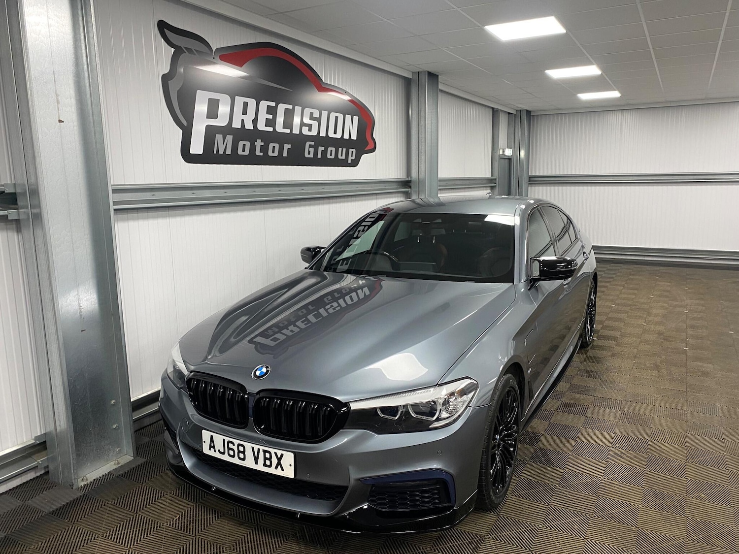 Used BMW 5 Series for sale - 77190410: Photo 5