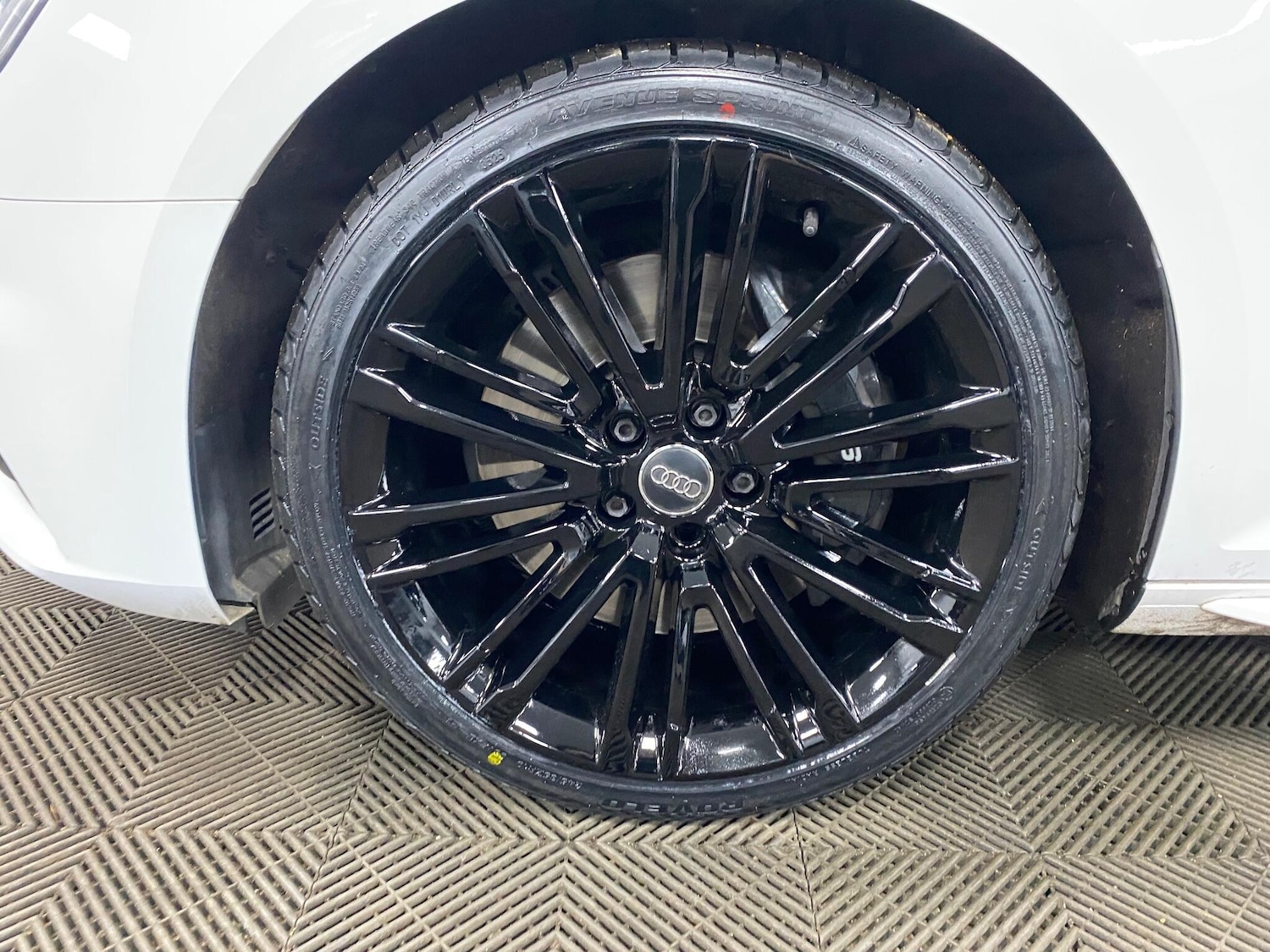 Used Audi A4 2018 for sale - 77705664: Photo 50