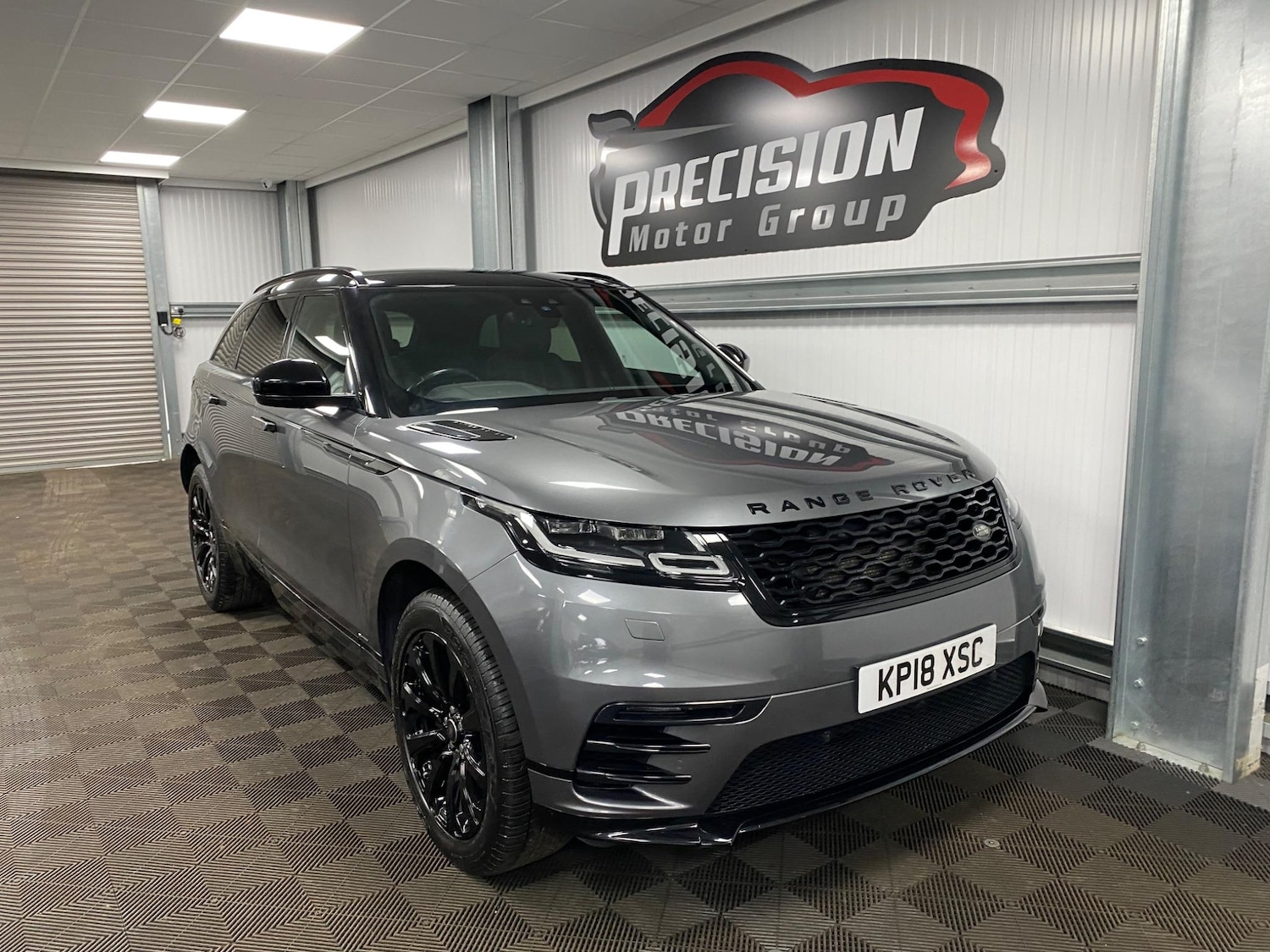 Used Land Rover Range Rover Velar 2018 for sale - 76380489: Photo 1