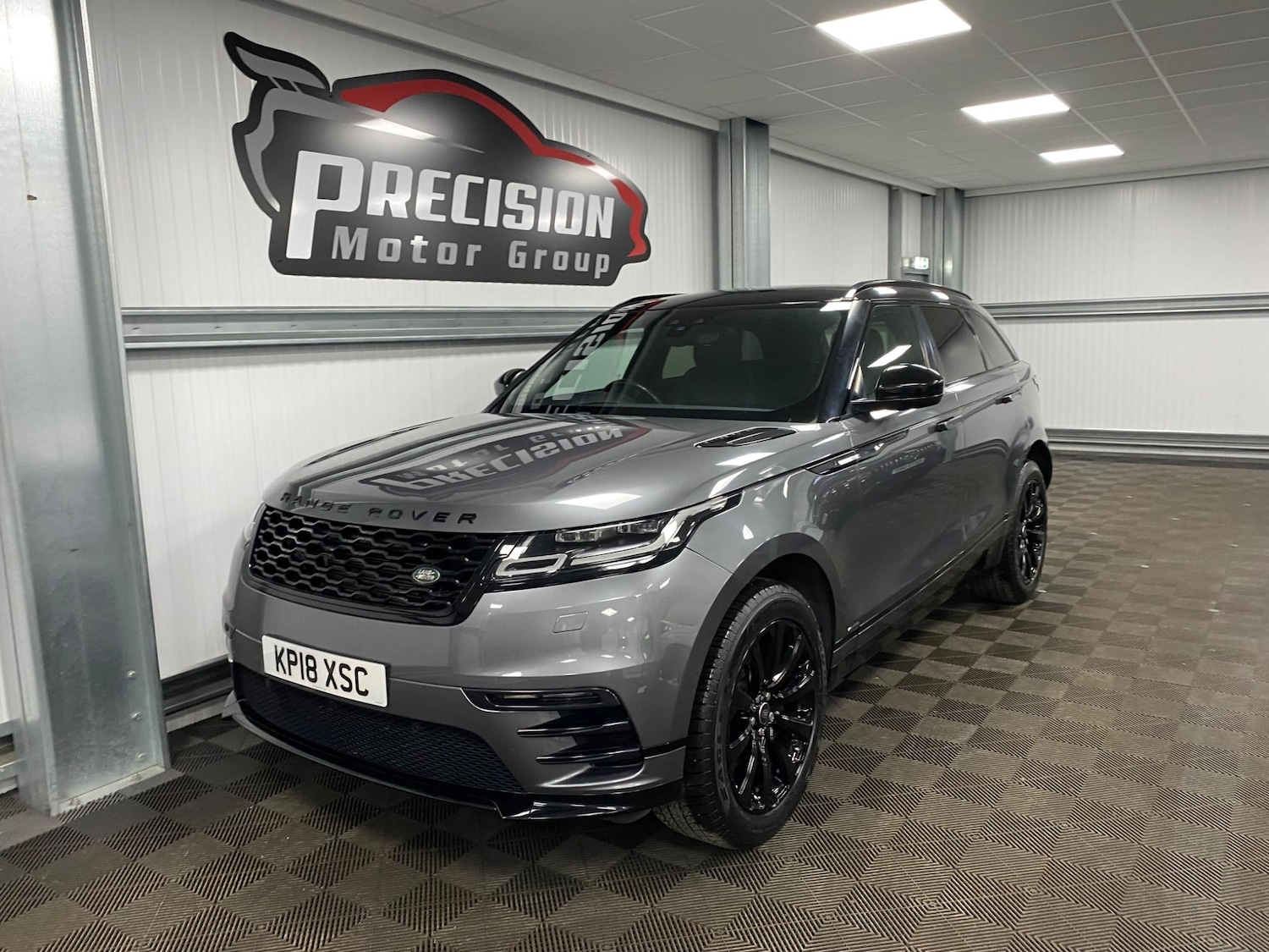 Used Land Rover Range Rover Velar 2018 for sale - 76380489: Photo 12