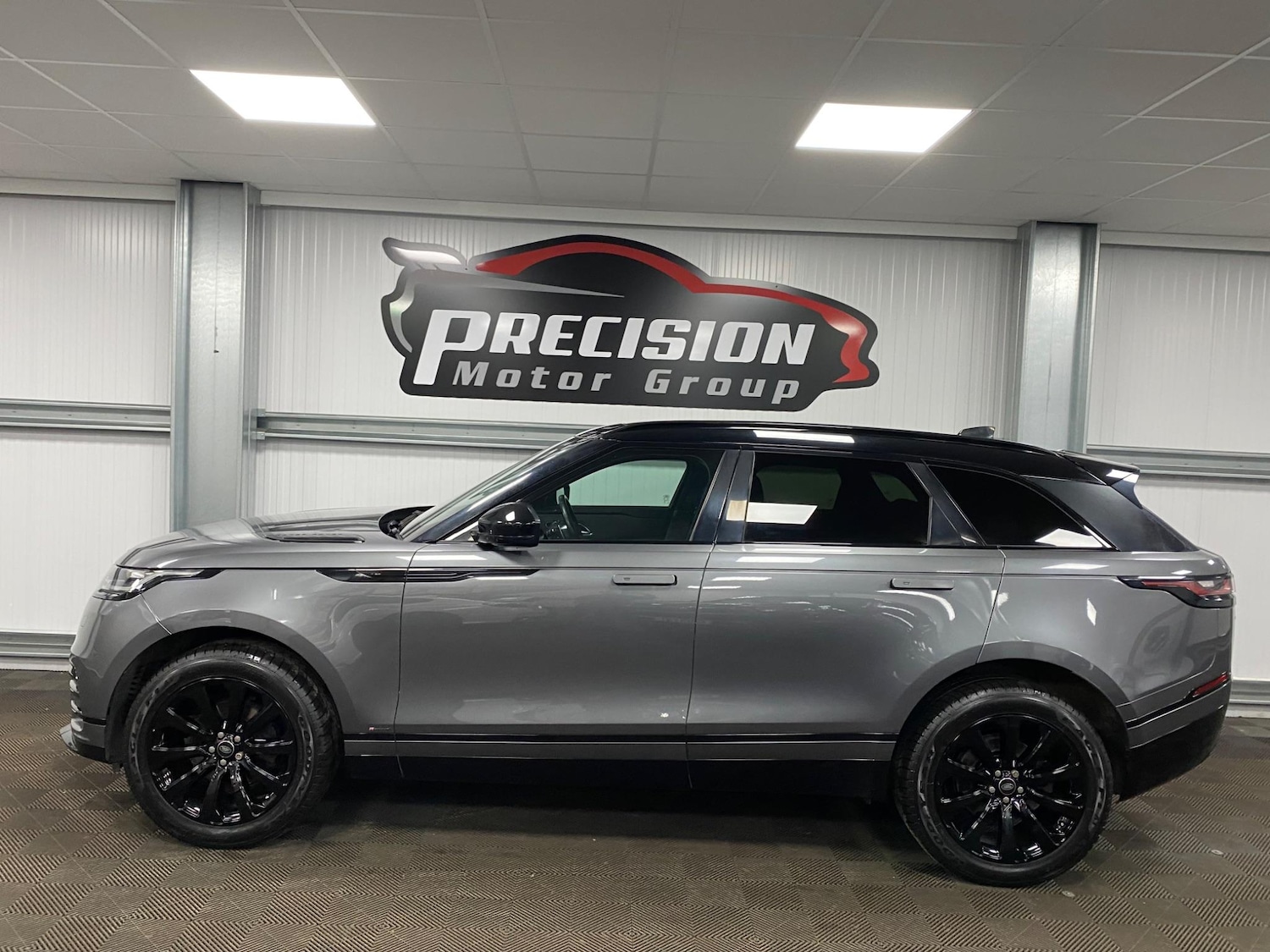 Used Land Rover Range Rover Velar 2018 for sale - 76380489: Photo 17