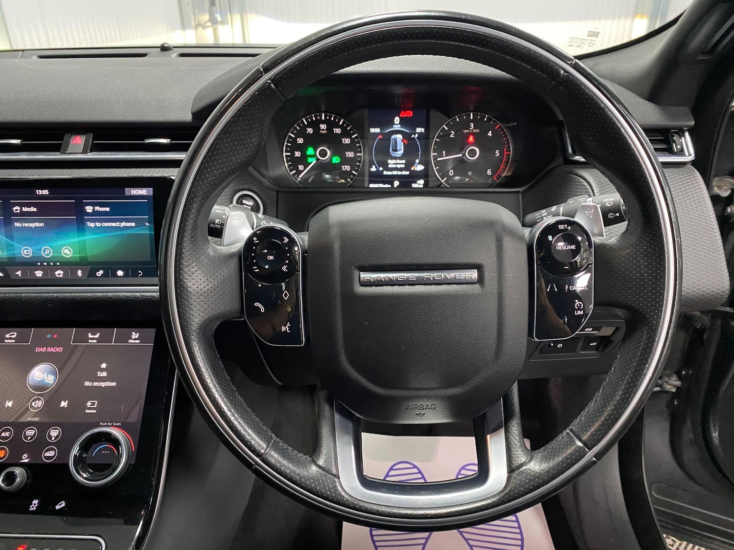 Used Land Rover Range Rover Velar 2018 for sale - 76380489: Photo 35