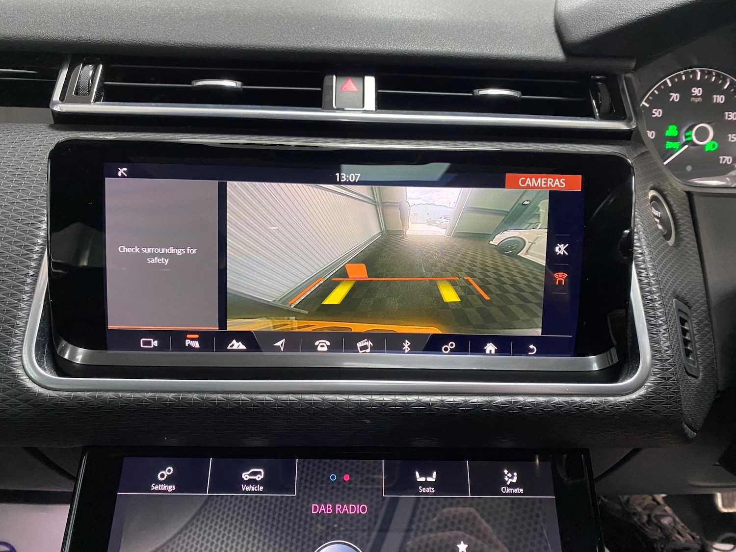 Used Land Rover Range Rover Velar 2018 for sale - 76380489: Photo 45