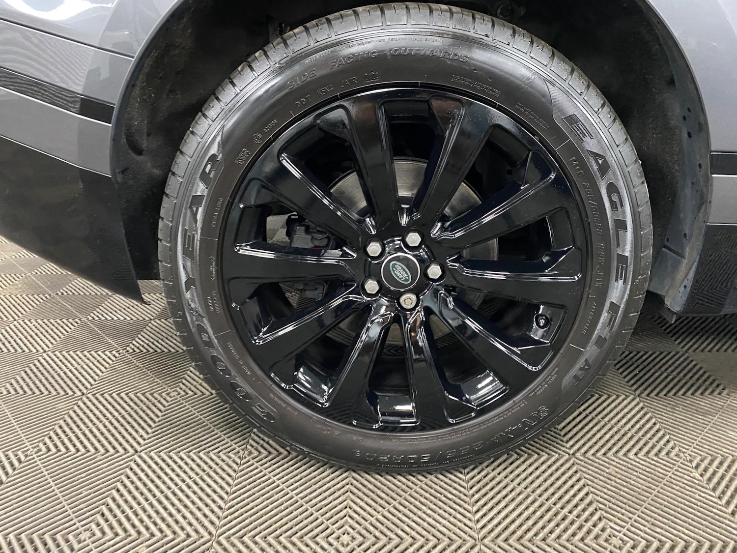 Used Land Rover Range Rover Velar 2018 for sale - 76380489: Photo 53