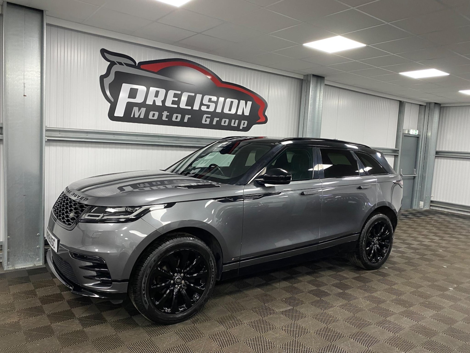 Used Land Rover Range Rover Velar 2018 for sale - 76380489: Photo 6