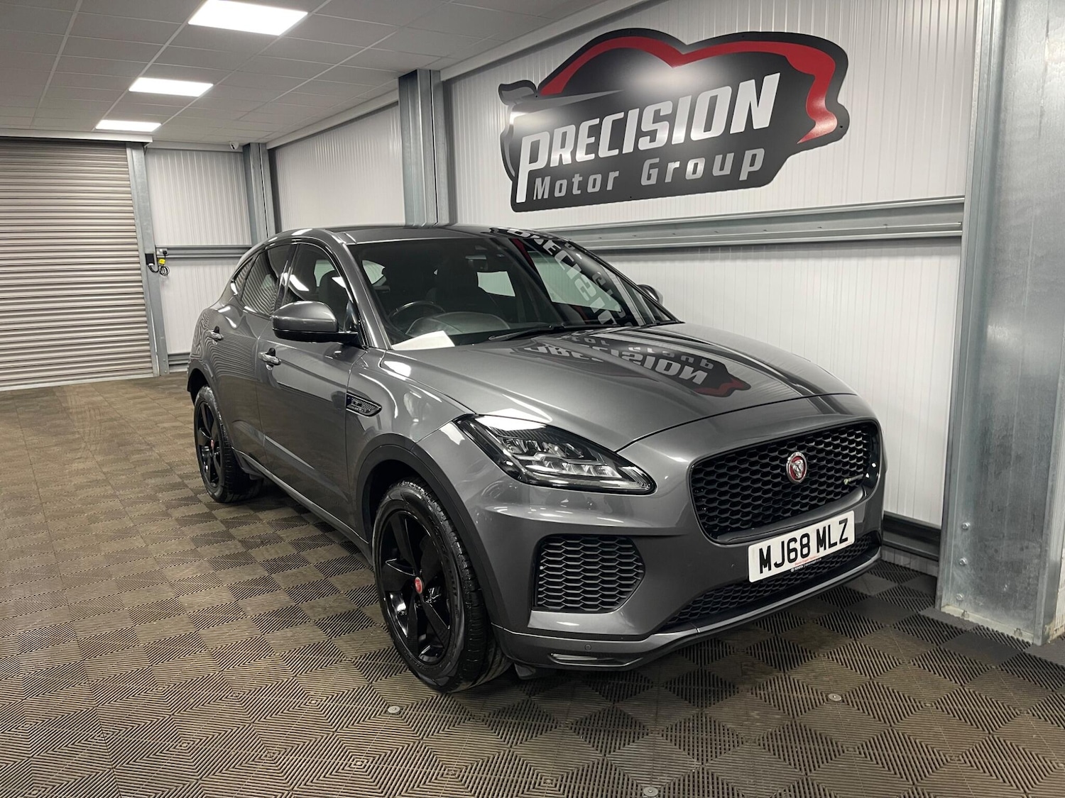Used Jaguar E-Pace 2018 for sale - 77970298: Photo 1