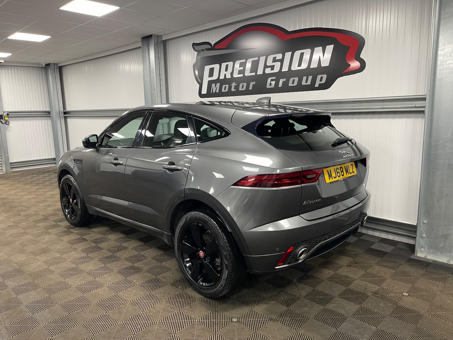 Used Jaguar E-Pace 2018 for sale - 77970298: Photo 14