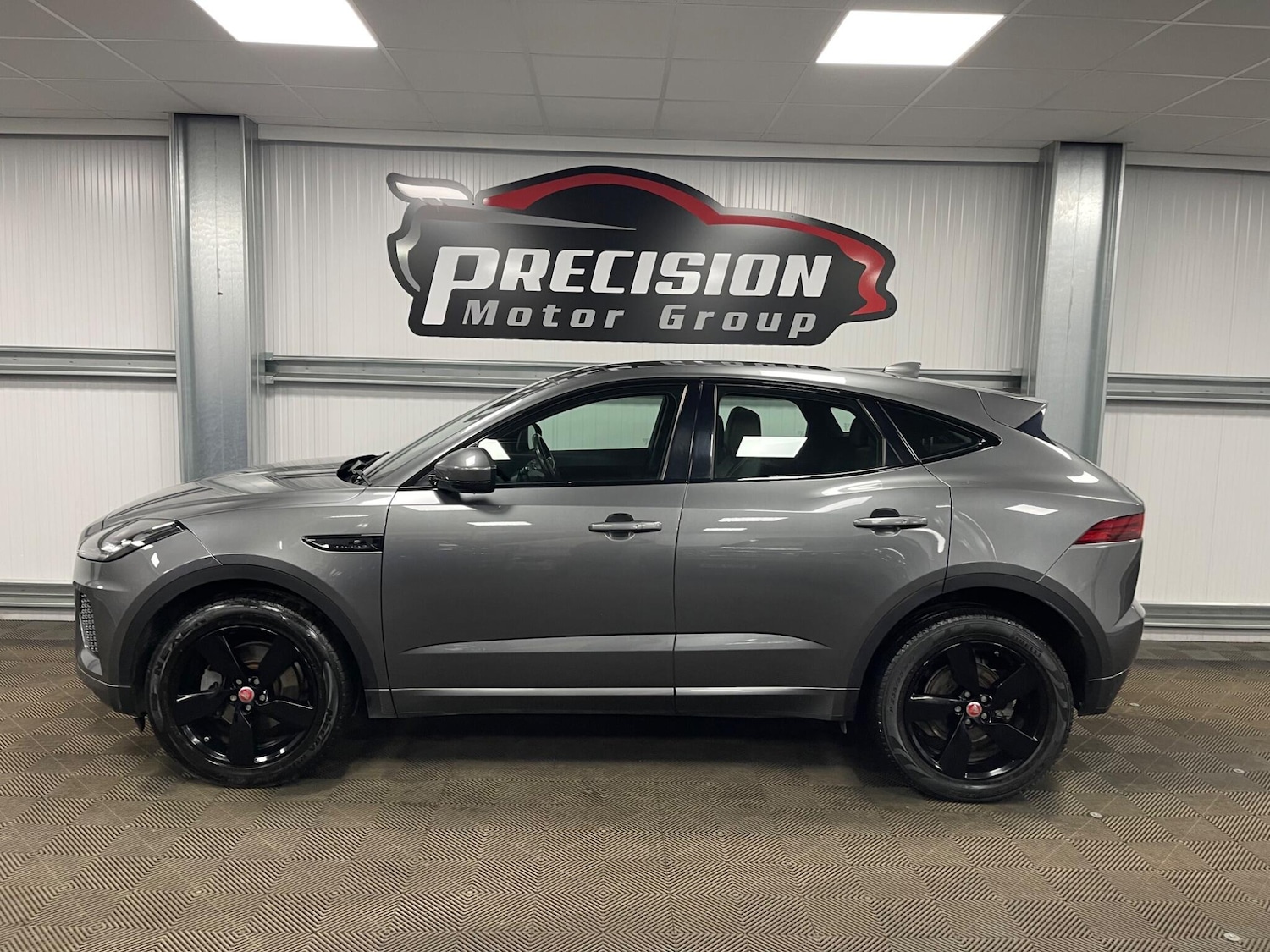 Used Jaguar E-Pace 2018 for sale - 77970298: Photo 17