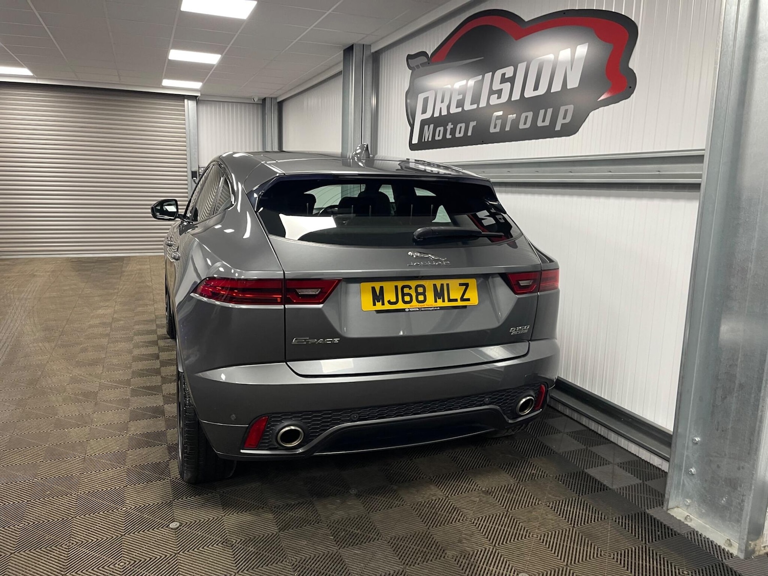 Used Jaguar E-Pace 2018 for sale - 77970298: Photo 26