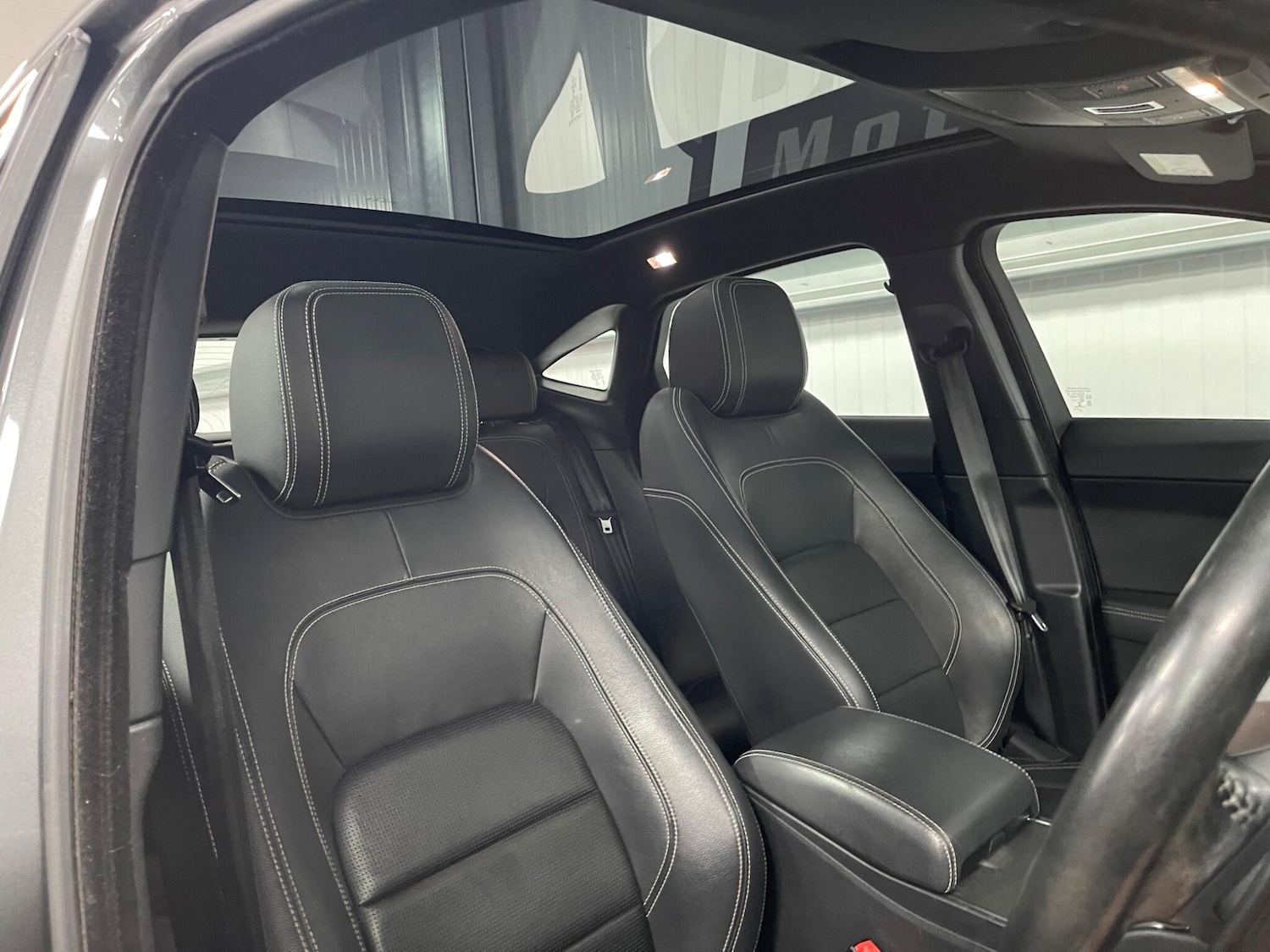 Used Jaguar E-Pace 2018 for sale - 77970298: Photo 42