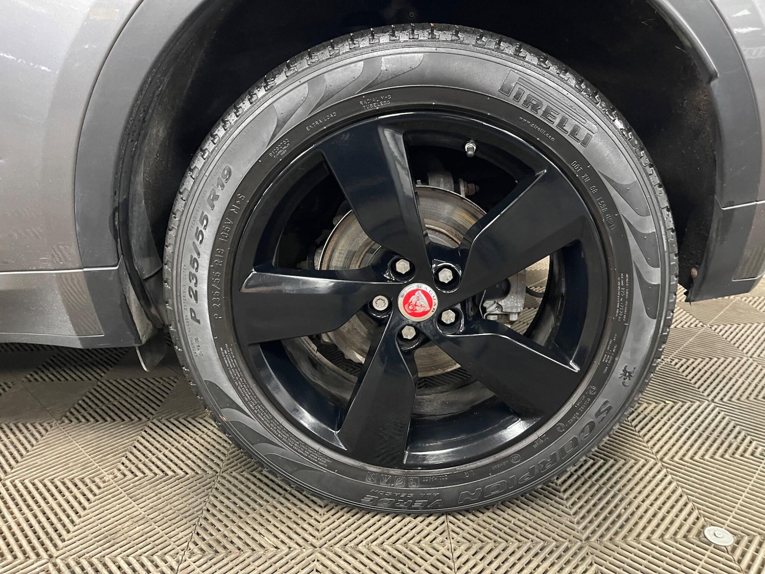 Used Jaguar E-Pace 2018 for sale - 77970298: Photo 55