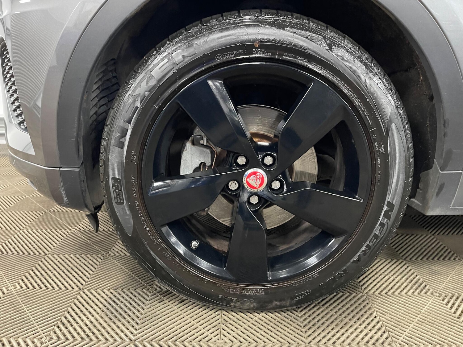 Used Jaguar E-Pace 2018 for sale - 77970298: Photo 56