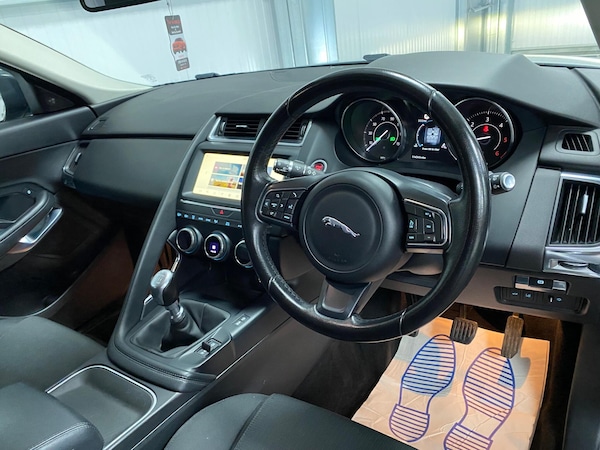 Used Jaguar E-Pace 2018 for sale - 75990812: Photo 28