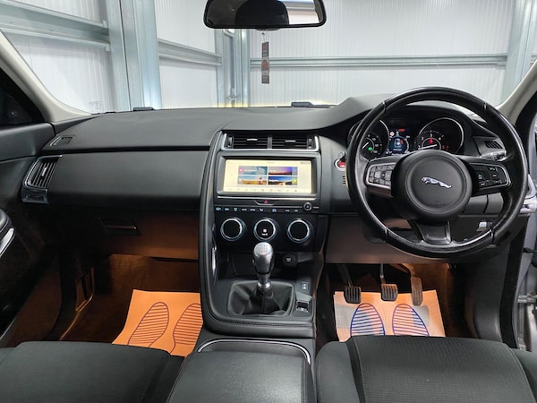 Used Jaguar E-Pace 2018 for sale - 75990812: Photo 31
