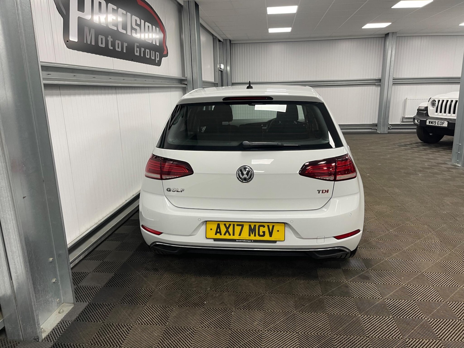 Used Volkswagen Golf 2017 for sale - 77658235: Photo 19