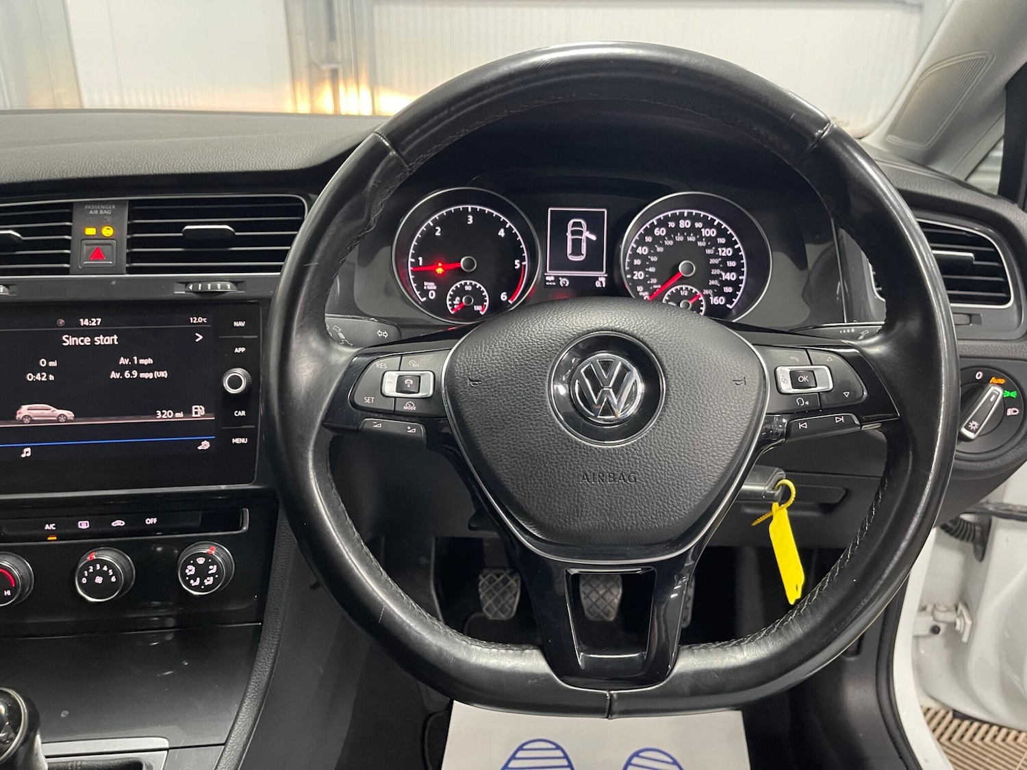 Used Volkswagen Golf 2017 for sale - 77658235: Photo 25