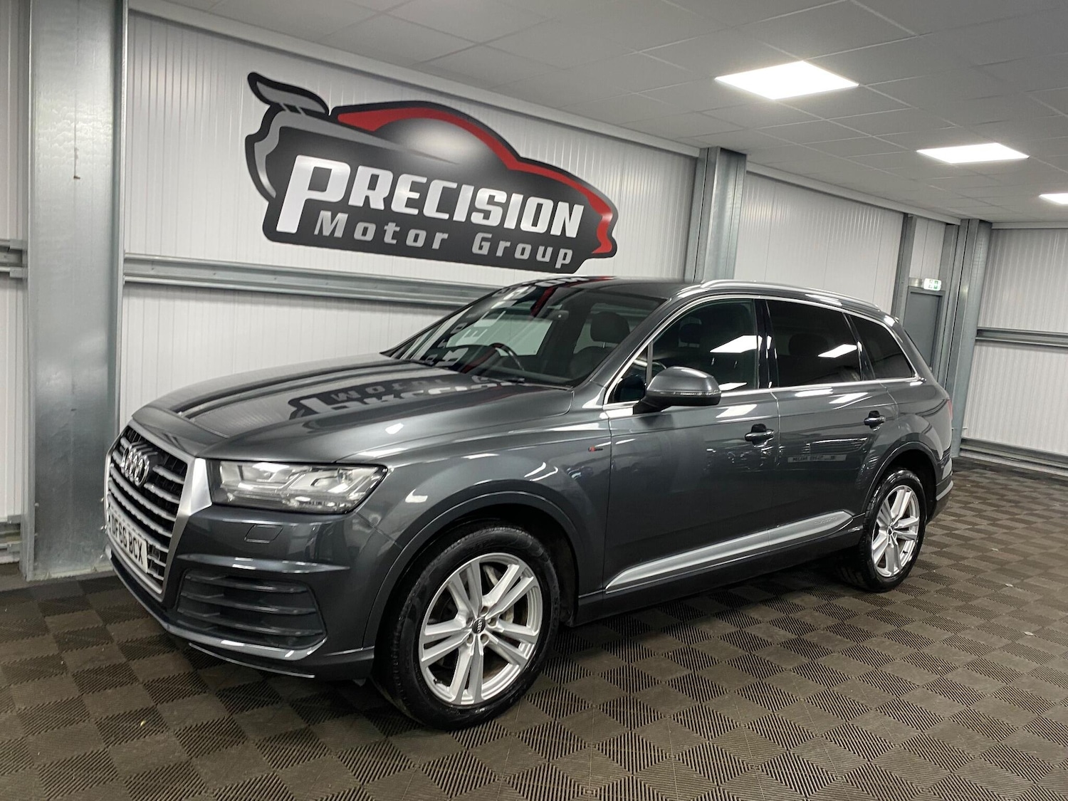 Used Audi Q7 2016 for sale - 76952384: Photo 10