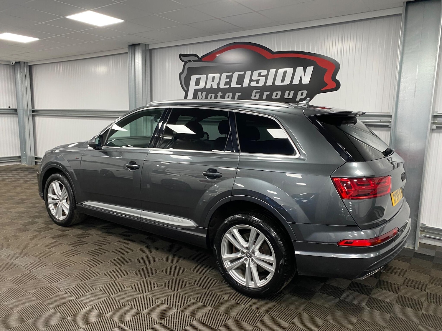 Used Audi Q7 2016 for sale - 76952384: Photo 12