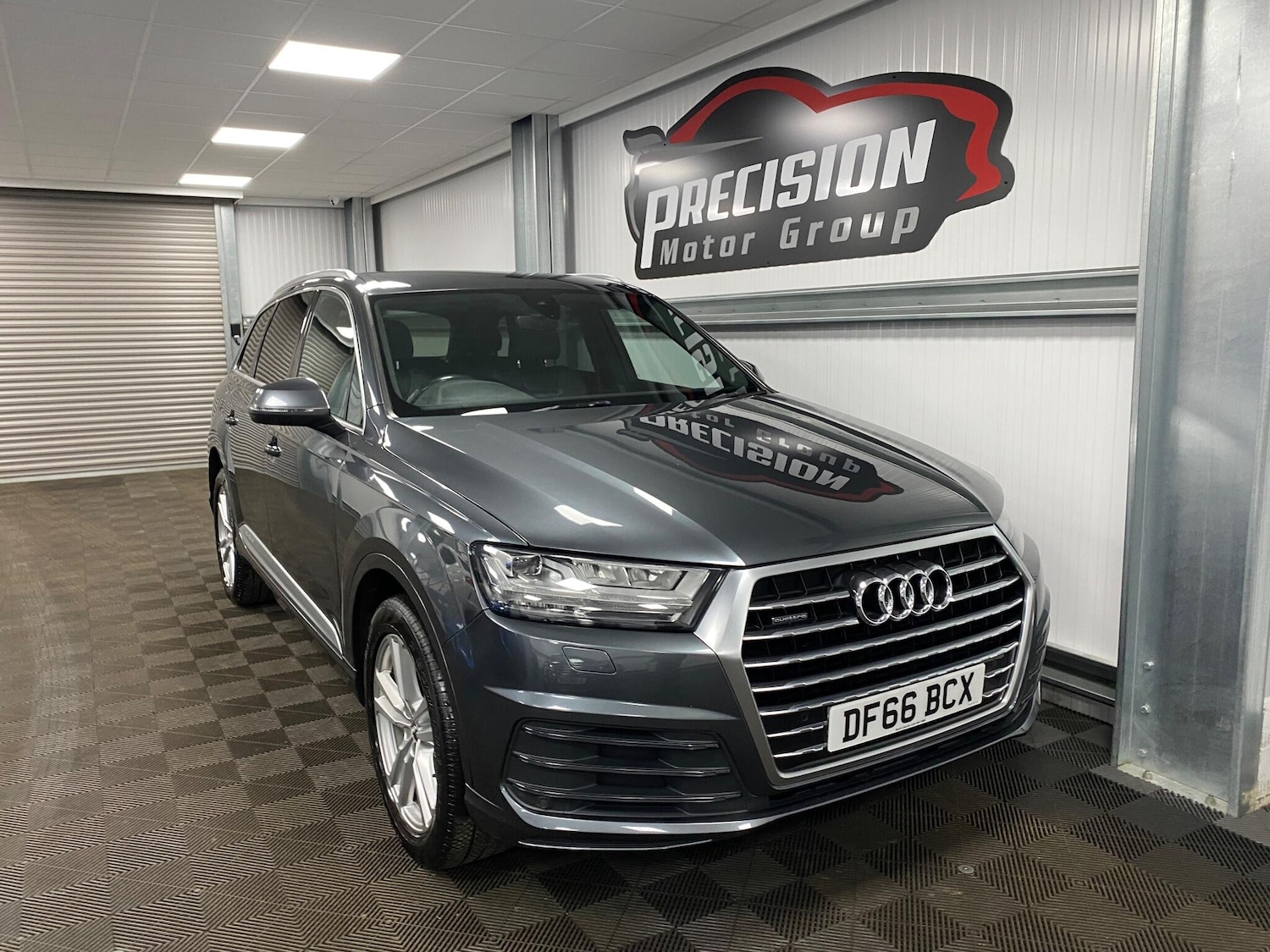 Used Audi Q7 2016 for sale - 76952384: Photo 2