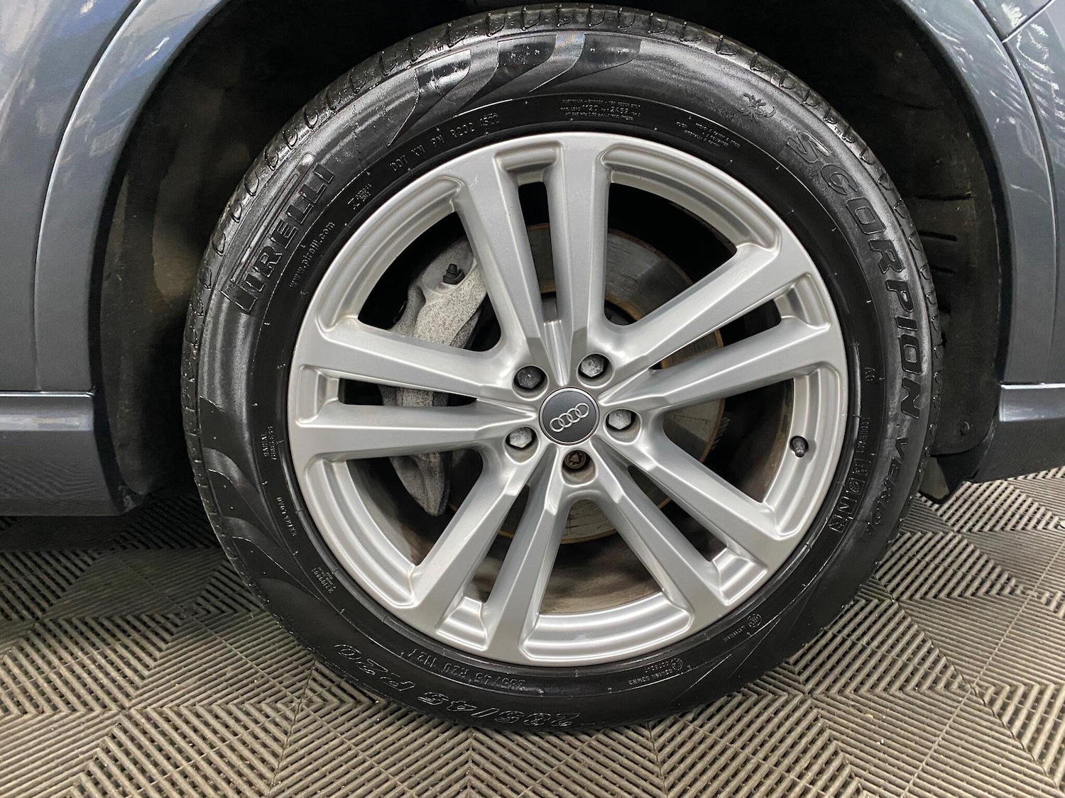 Used Audi Q7 2016 for sale - 76952384: Photo 49