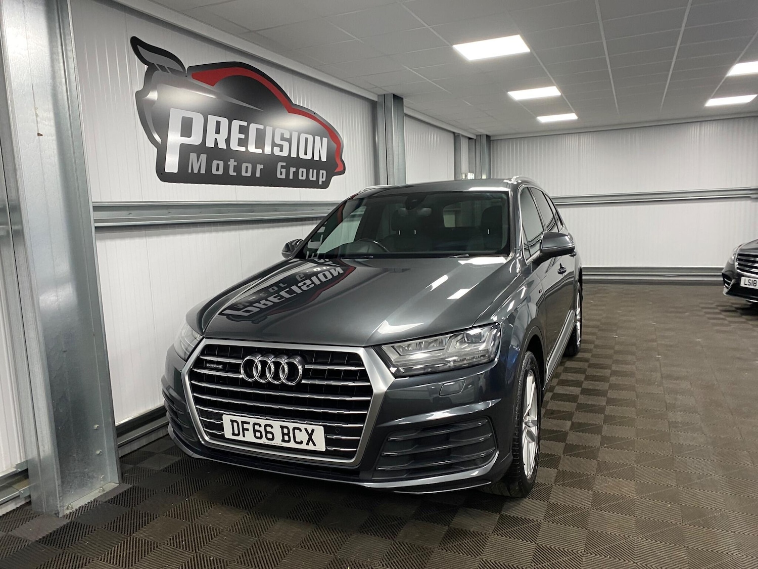 Used Audi Q7 2016 for sale - 76952384: Photo 5