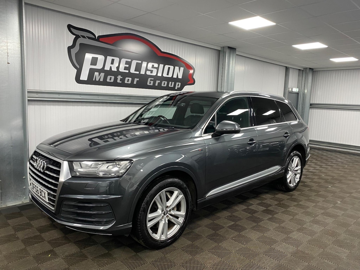 Used Audi Q7 2016 for sale - 76952384: Photo 9