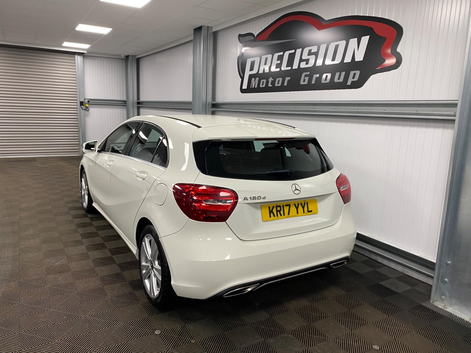 Used Mercedes-Benz A-Class 2017 for sale - 76633138: Photo 12
