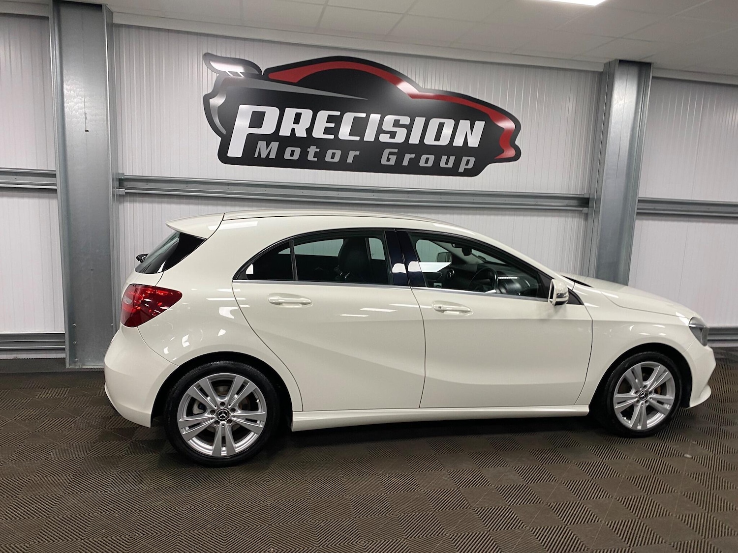 Used Mercedes-Benz A-Class 2017 for sale - 76633138: Photo 27