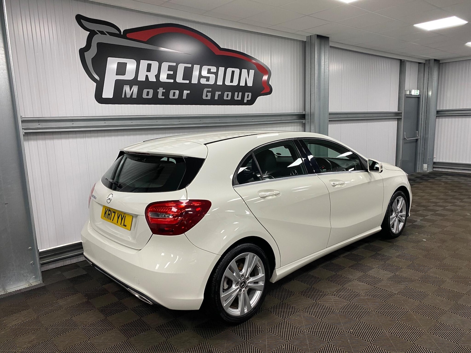 Used Mercedes-Benz A-Class 2017 for sale - 76633138: Photo 32