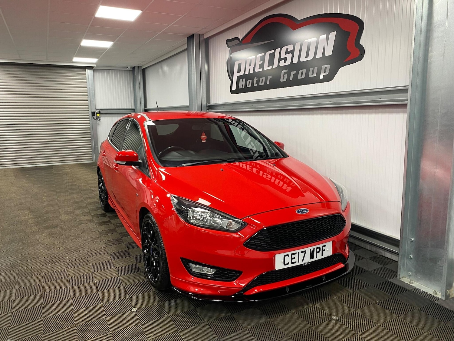 Used Ford Focus 2017 for sale - 77029345: Photo 2