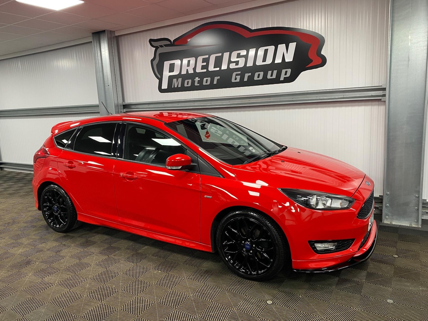 Used Ford Focus 2017 for sale - 77029345: Photo 3